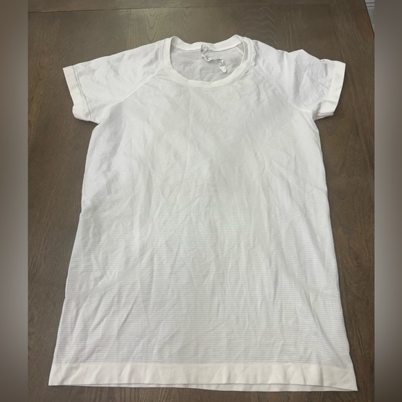 Lululemon Swiftly Tech 2.0 - Picture 2 of 6